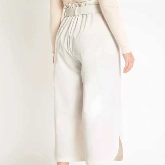 Paperbag Waist Cropped Wide Leg Pant from Eloquii - Picture 2 of 6